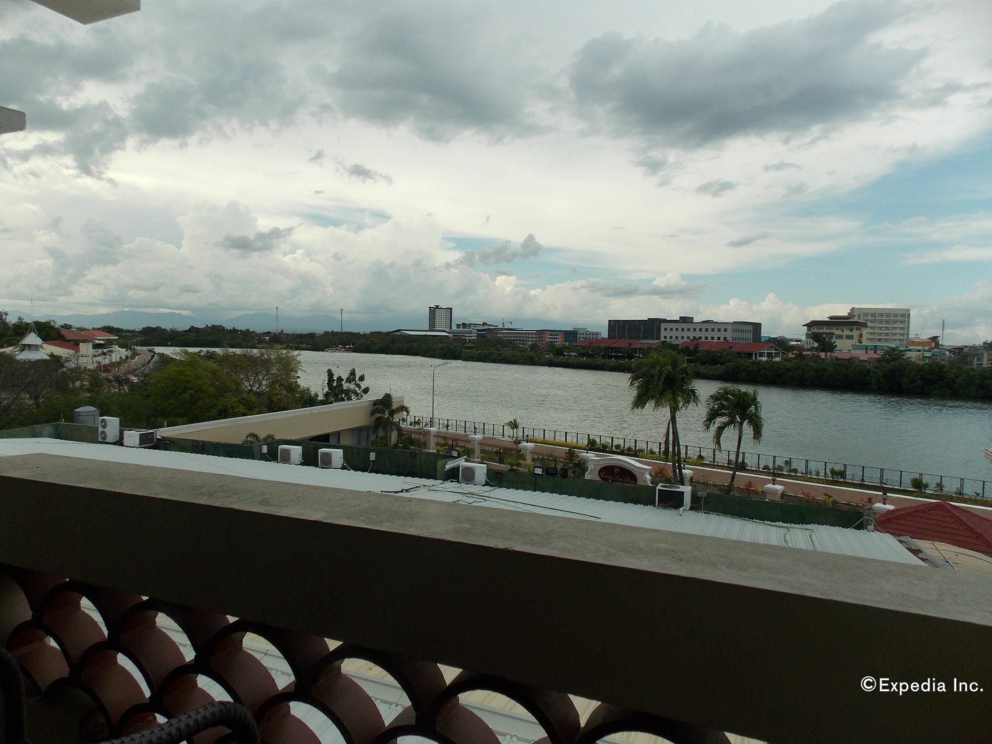 Hotel Del Rio Iloilo City Exterior foto